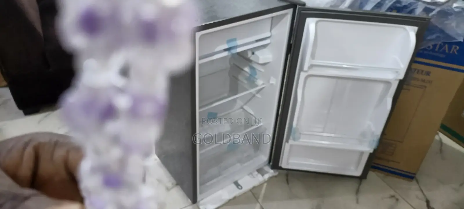 Glamstar 90l Mini Fridge With Separate Freezer