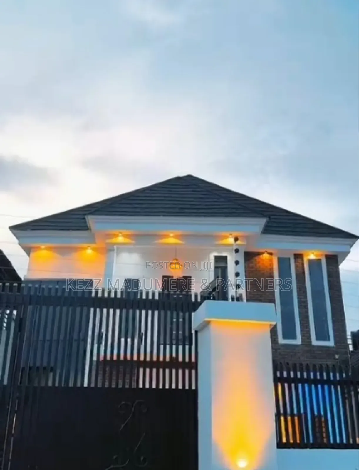 5bdrm Duplex in Asaba , Delta State, Oshimili South for sale