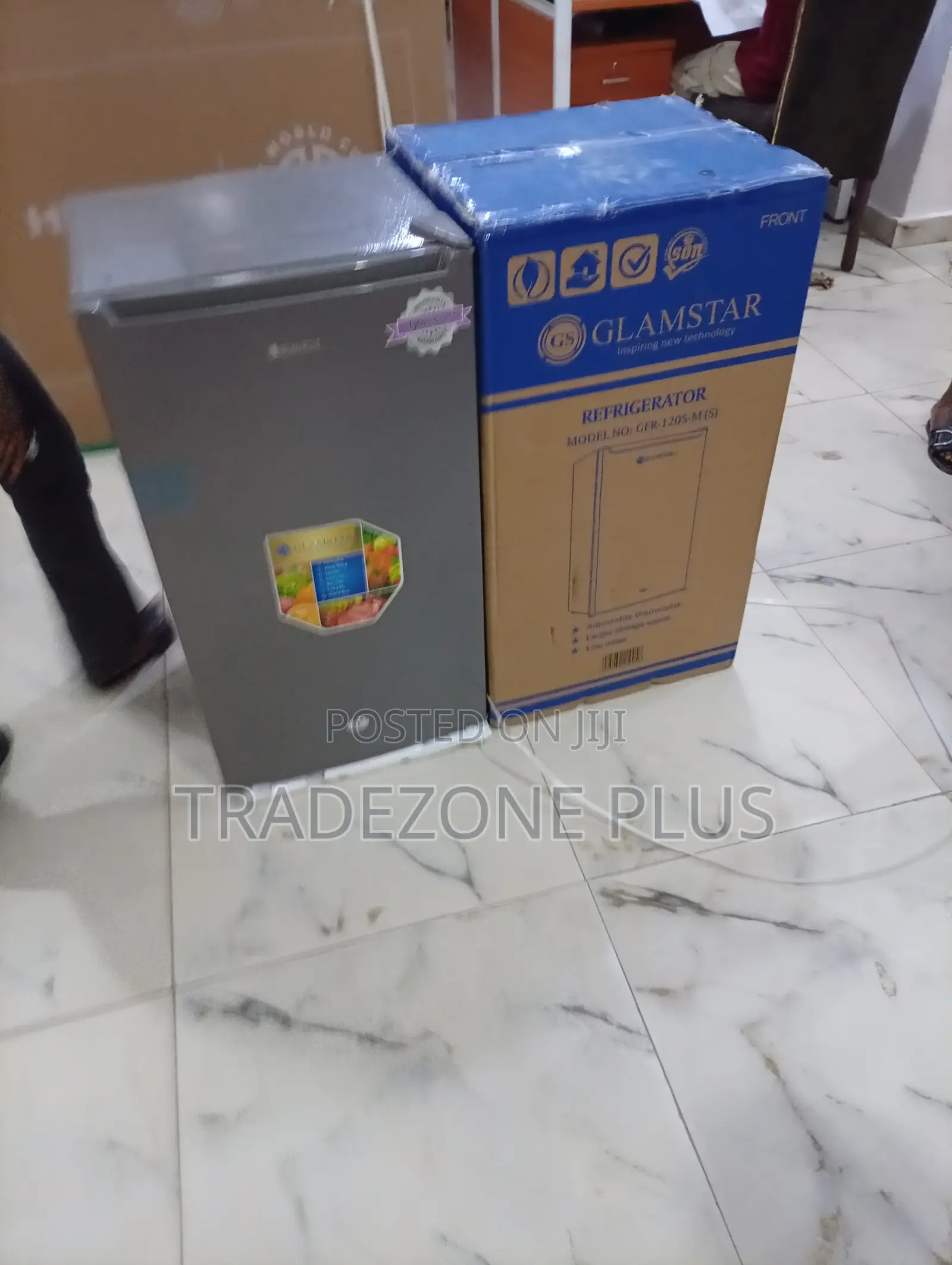 Glamstar 90l Office Desk Refrigerator