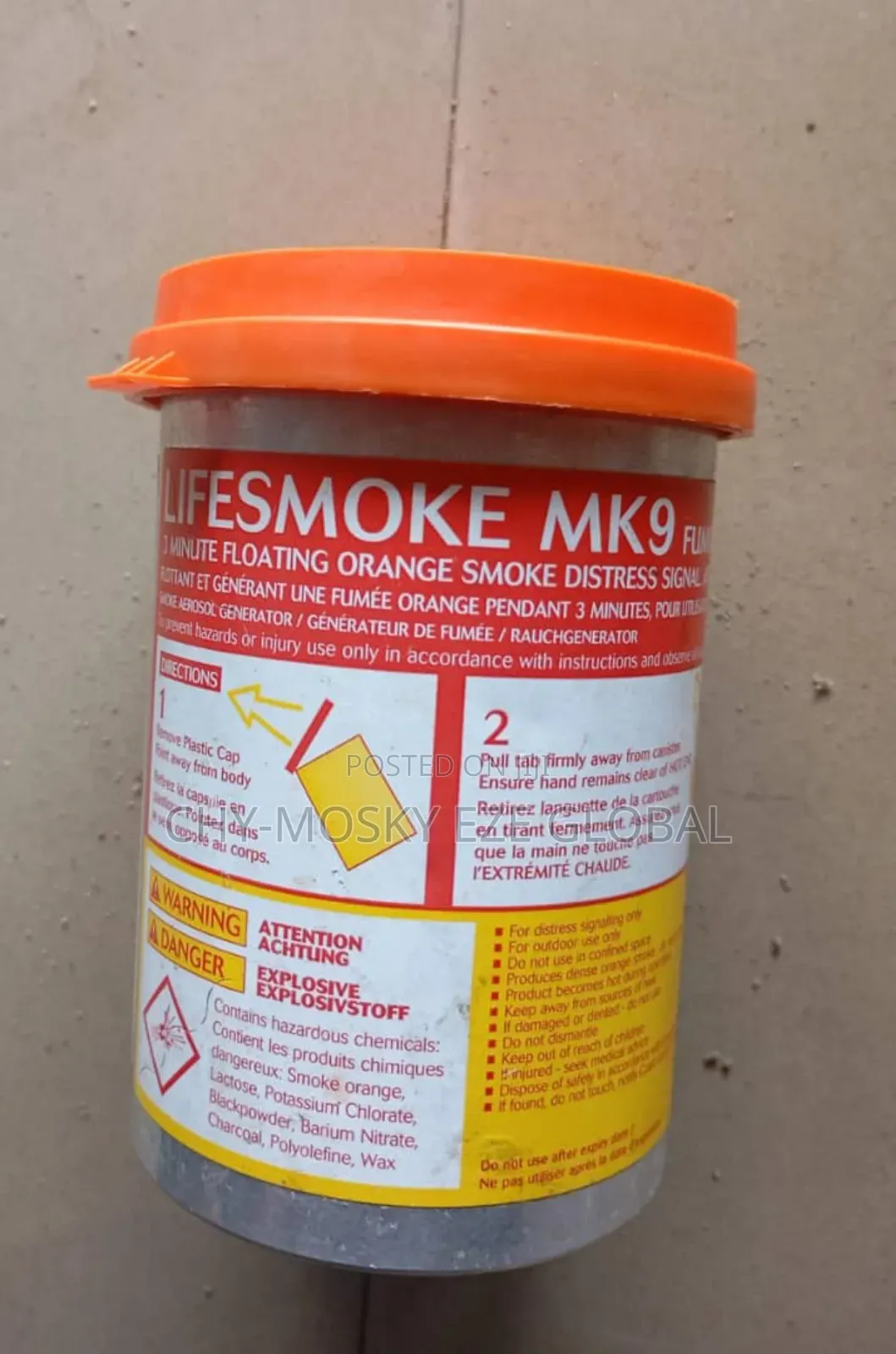 Floating Orange Smoke Distress Signal (Lifesmoke Mk9)