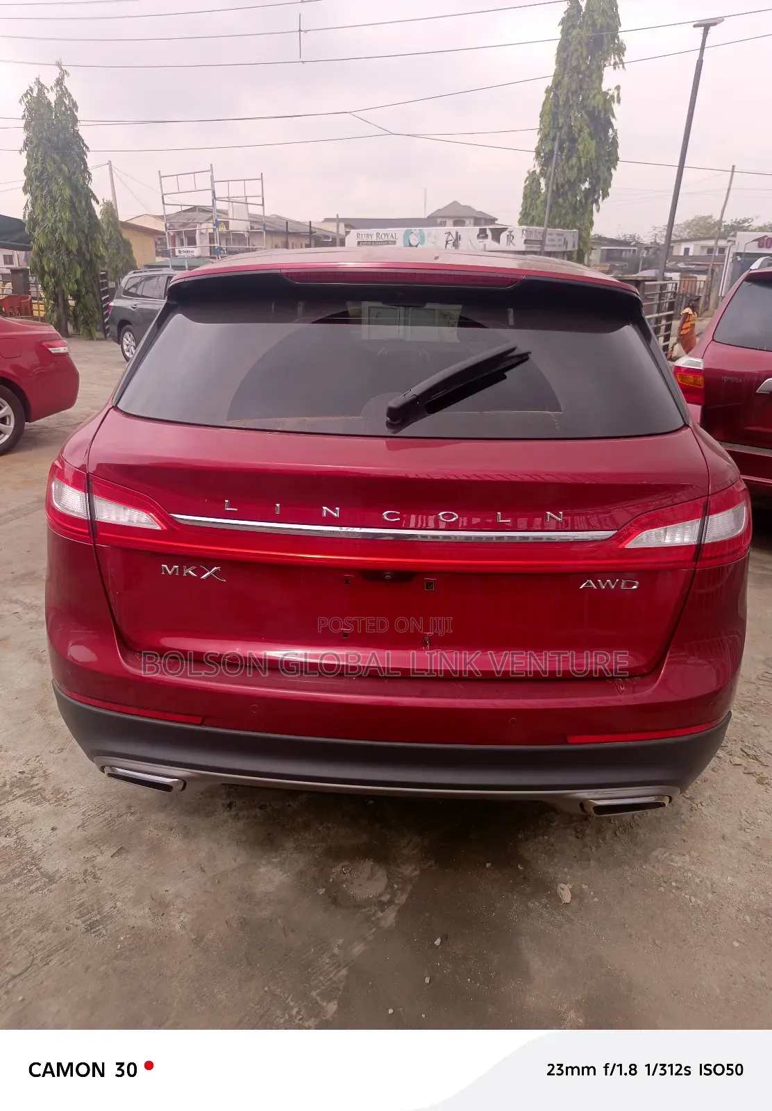 Lincoln MKX 4dr SUV 2016 Red