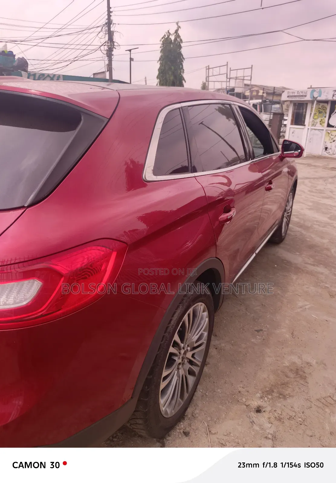 Lincoln MKX 4dr SUV 2016 Red