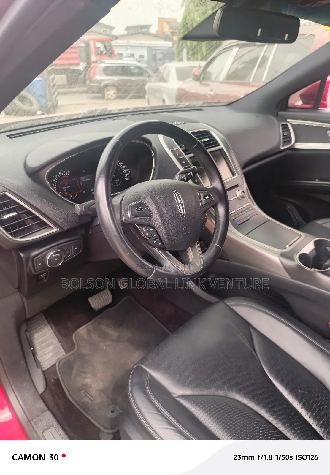 Lincoln MKX 4dr SUV 2016 Red