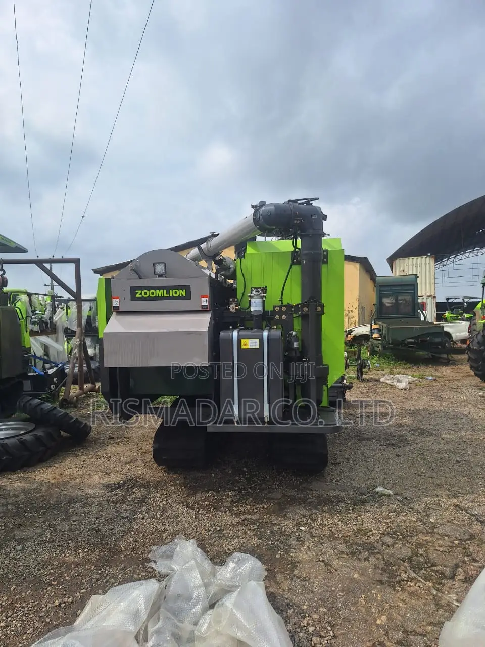 Heavy-Duty Zoomlion Zw105-Sq Combine Harvester