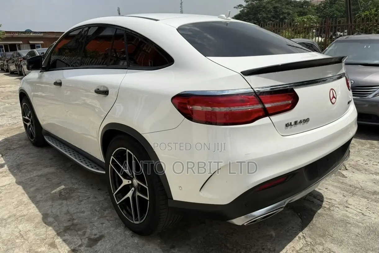 Mercedes-Benz GLE-Class 2016 White