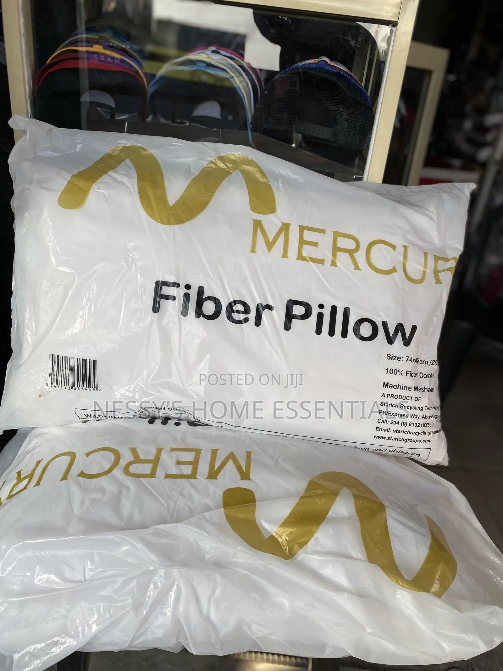 White Fiber Pillow