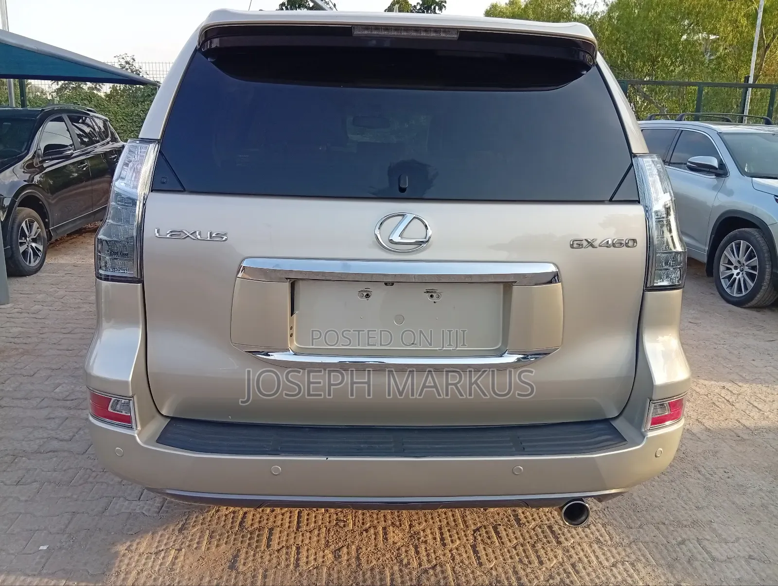 Lexus GX 460 Luxury 2016 Gold