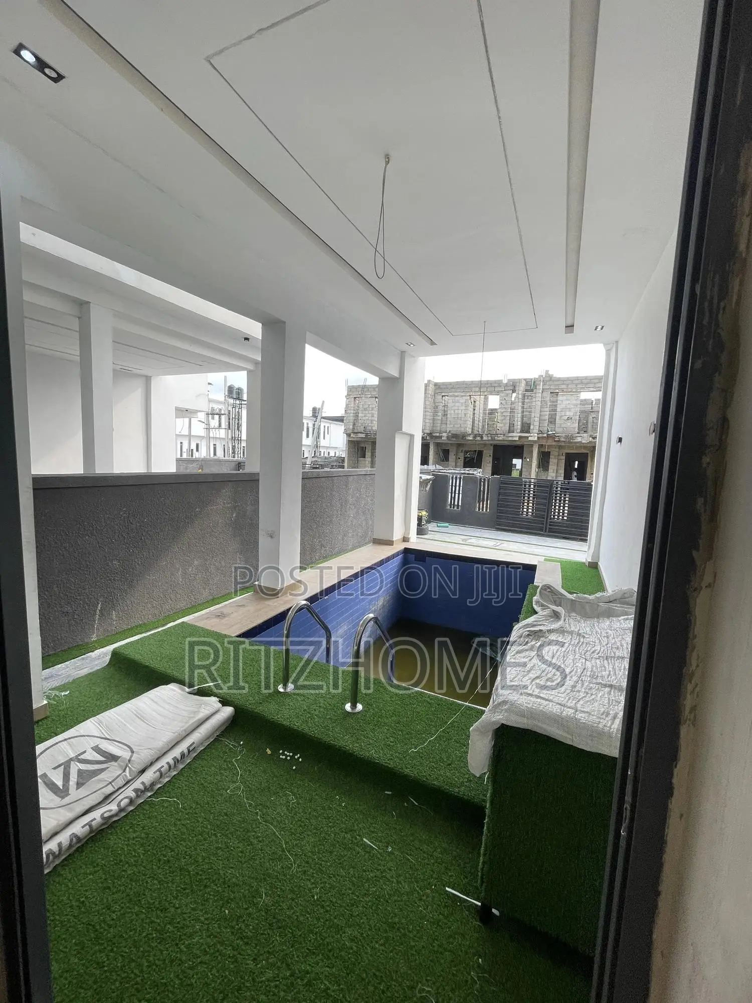 5bdrm Duplex in Ado / Ajah for sale