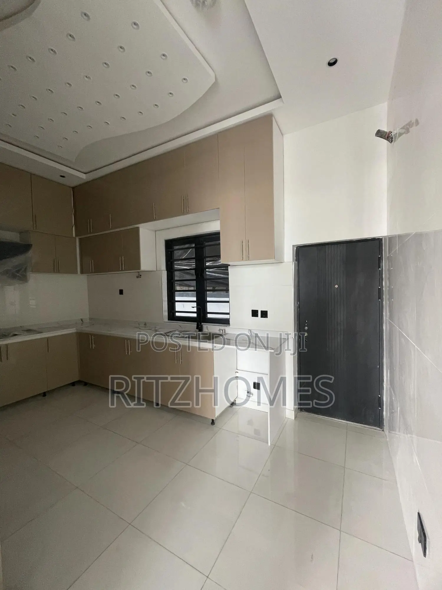 4bdrm House in Ado / Ajah for sale