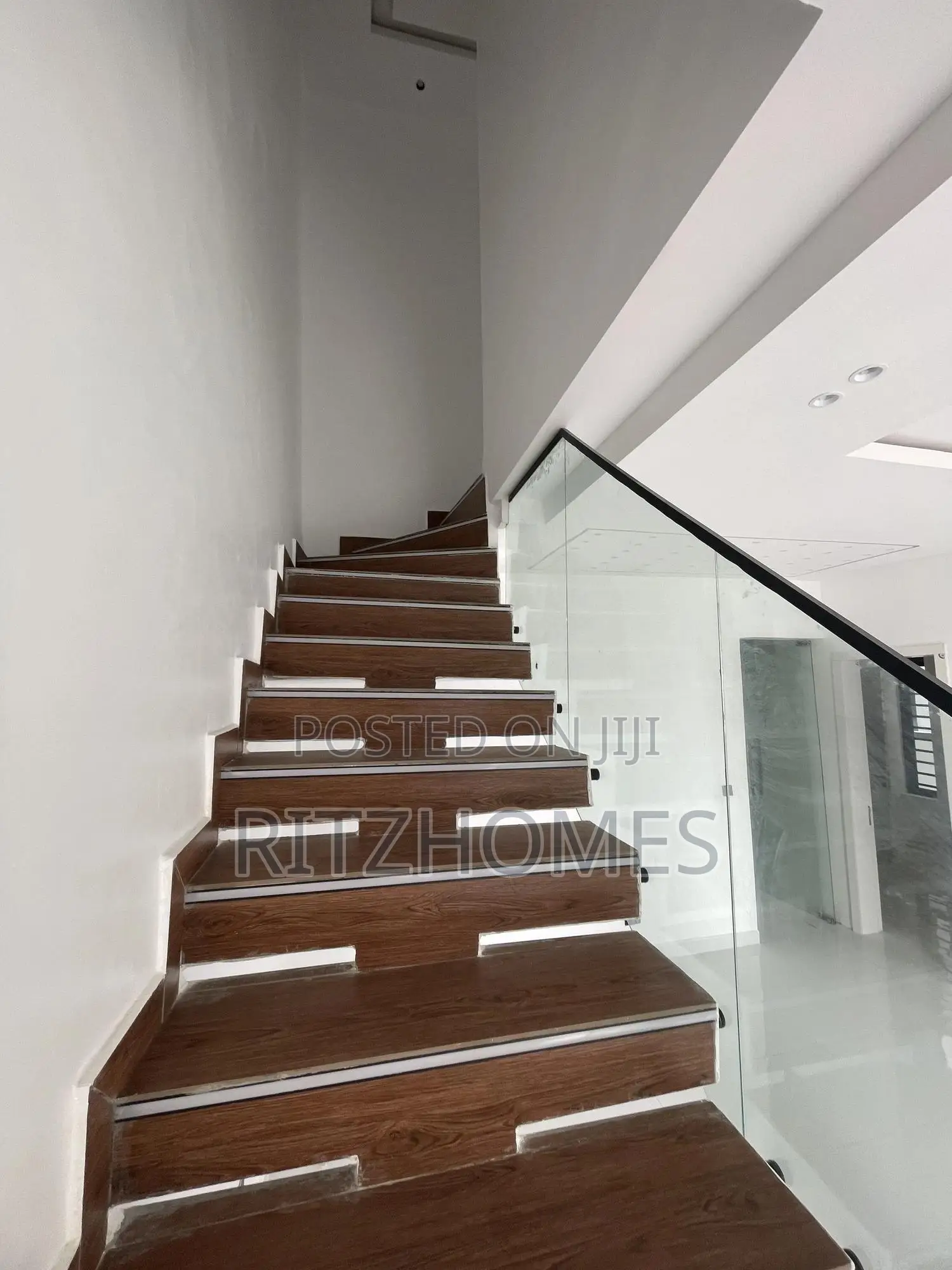 4bdrm House in Ado / Ajah for sale