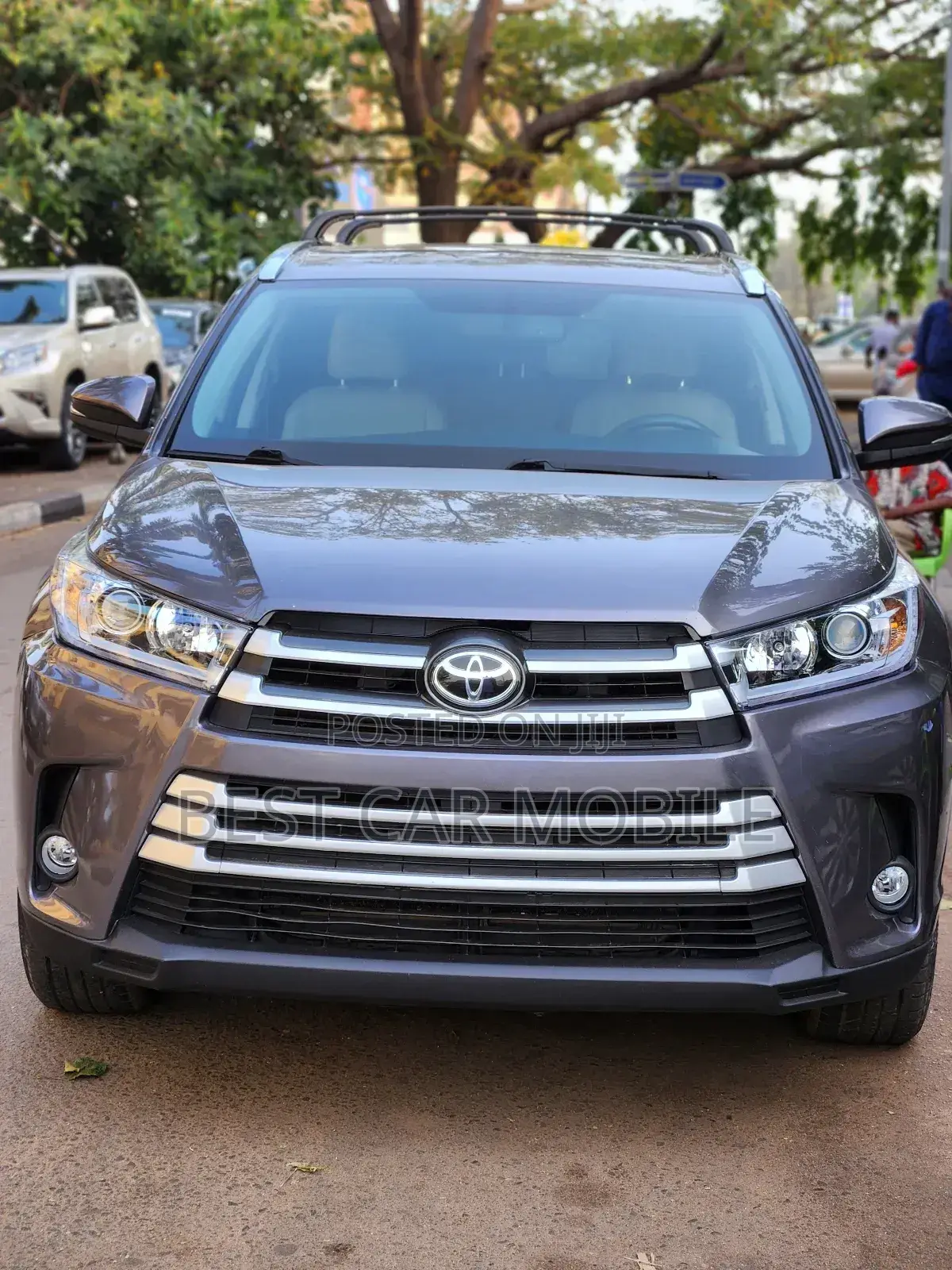 Toyota Highlander LE 4dr SUV AWD (3.5L 6cyl 6A) 2015 Gray