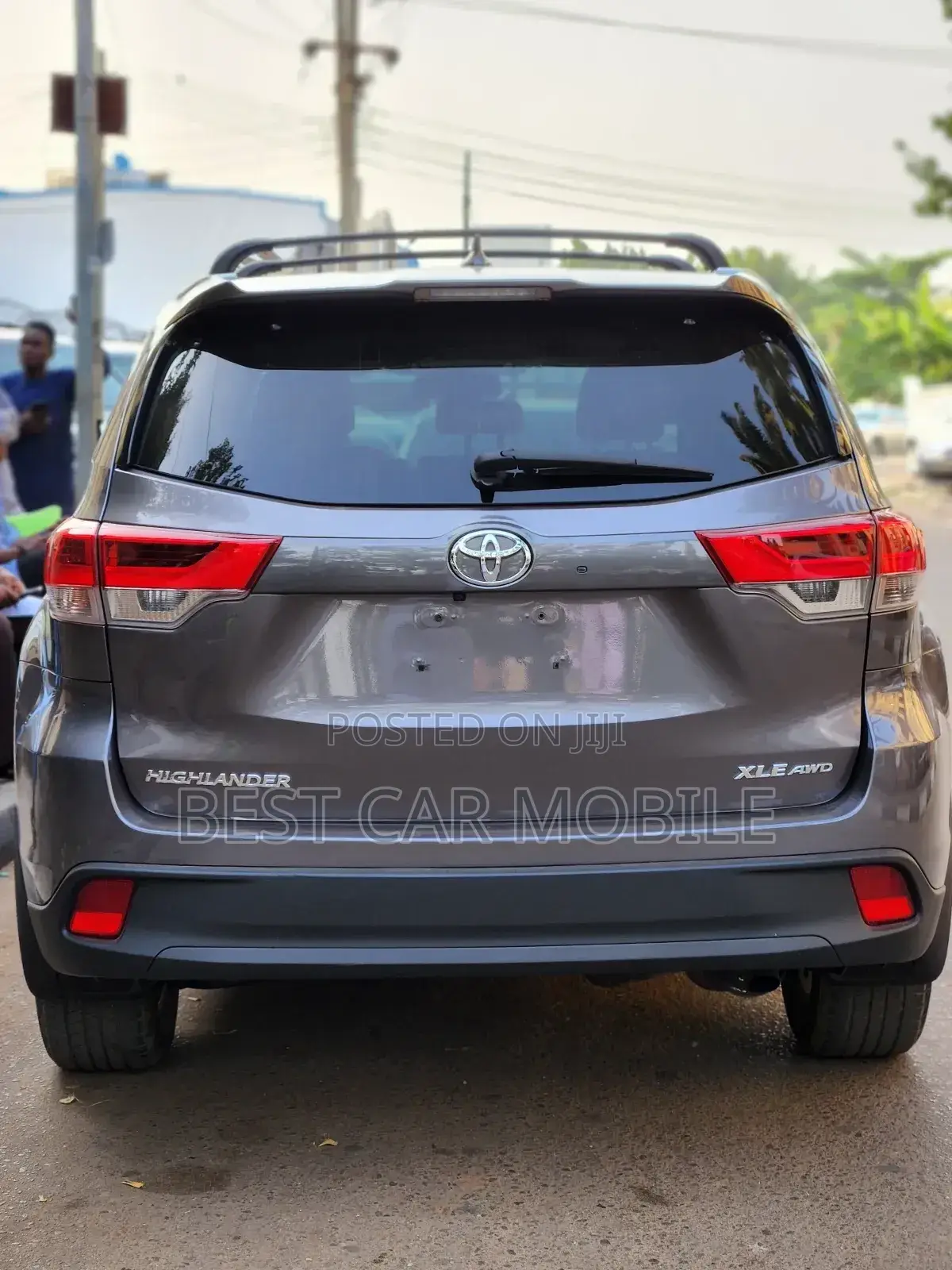 Toyota Highlander LE 4dr SUV AWD (3.5L 6cyl 6A) 2015 Gray