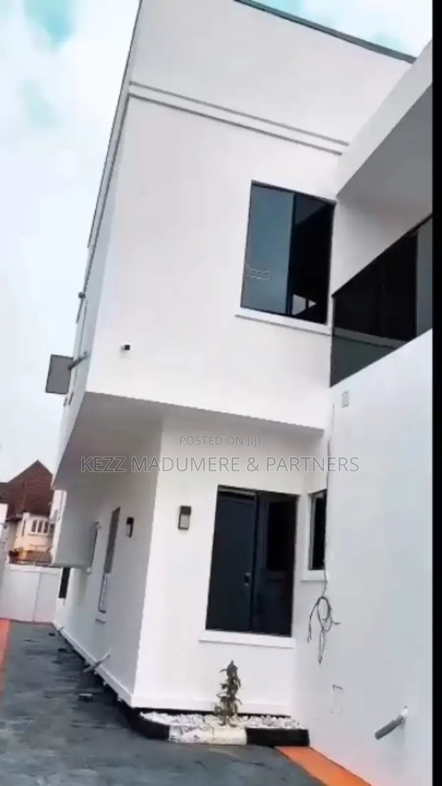 5bdrm Duplex in Nta Core Area, Asaba, Oshimili South for sale