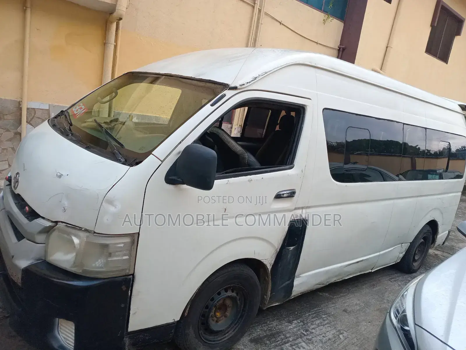 Toyota Grand HiAce 2015 White