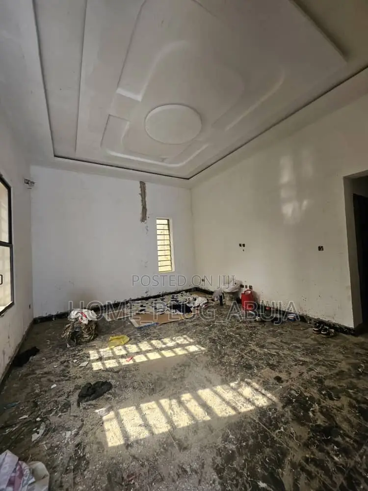 1bdrm Room & Parlour in Efab Queens Estate, Karsana for rent