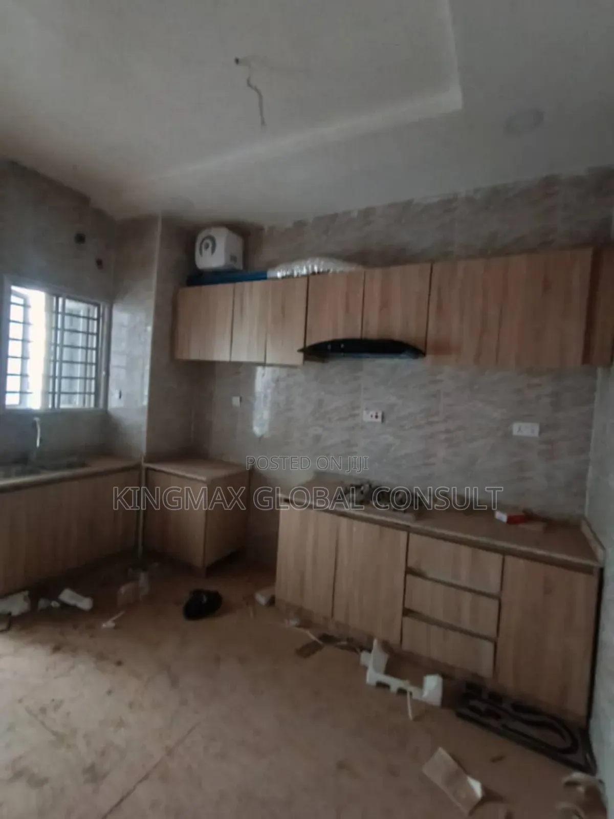 3bdrm Block of Flats in Wuye Abuja for sale