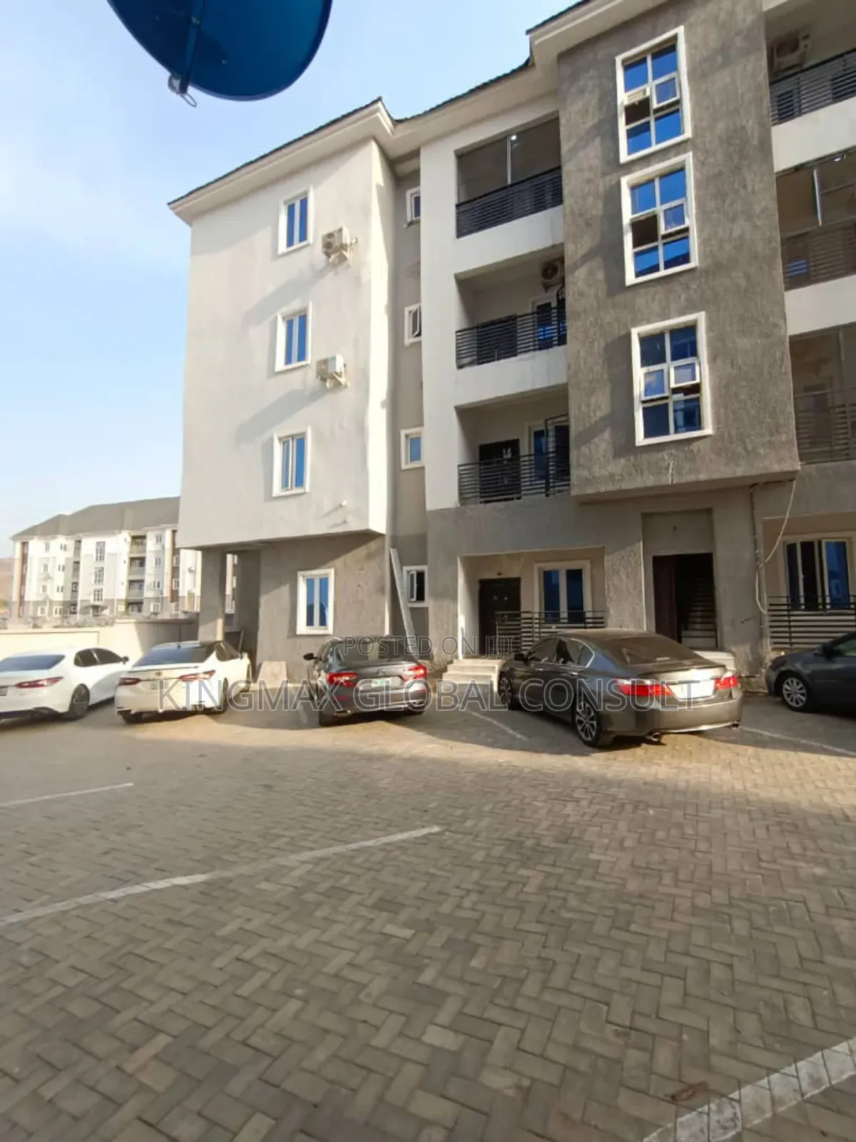 3bdrm Block of Flats in Wuye Abuja for sale