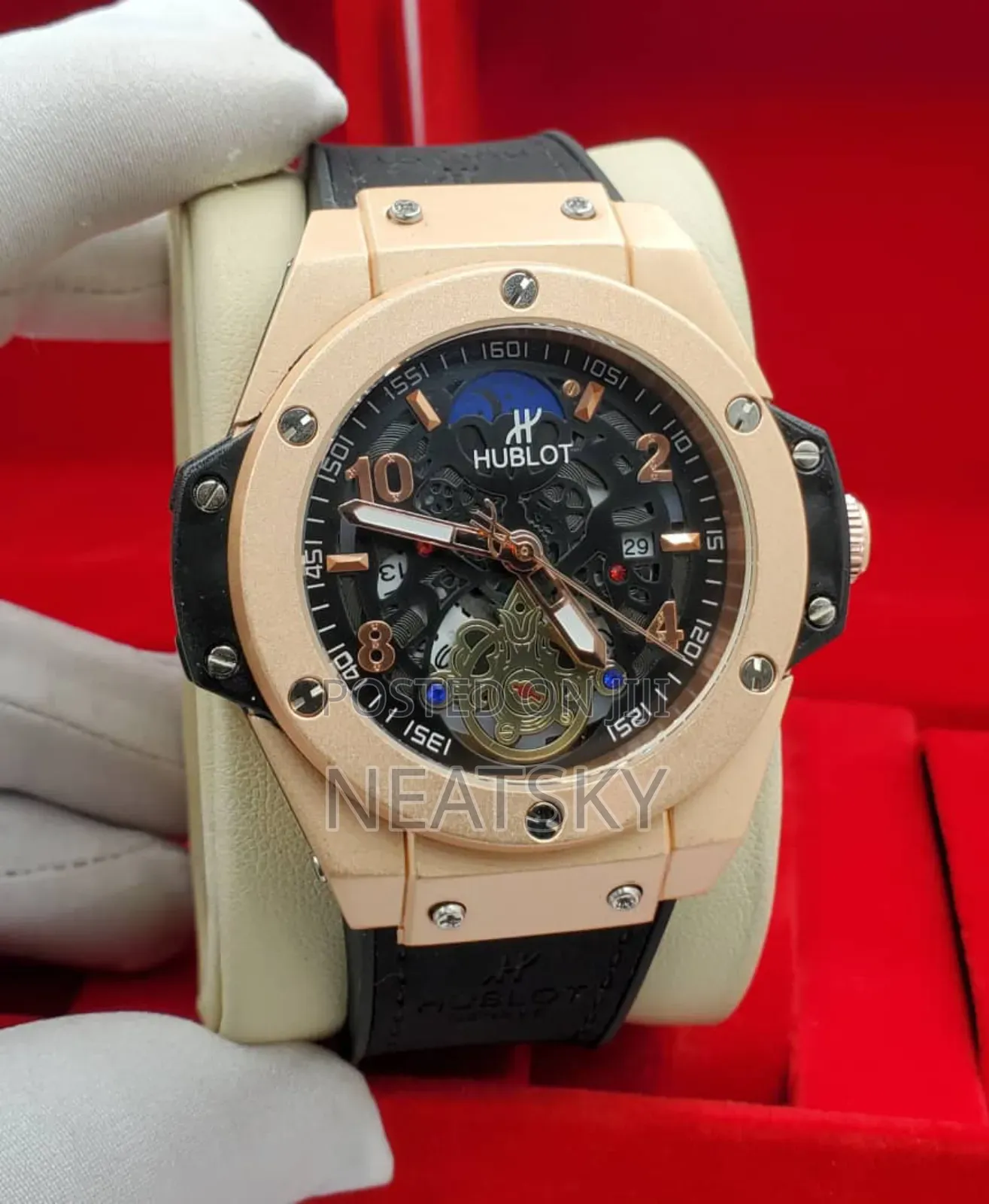 Quality Hublot Wristwatch With Box