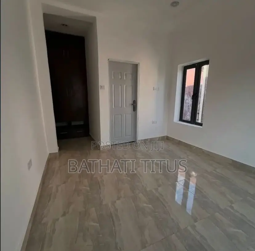 3bdrm Block of Flats in Wuye for sale