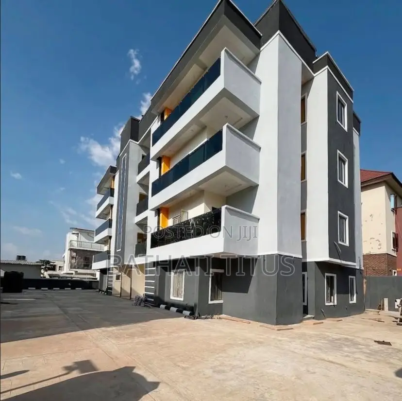 3bdrm Block of Flats in Wuye for sale