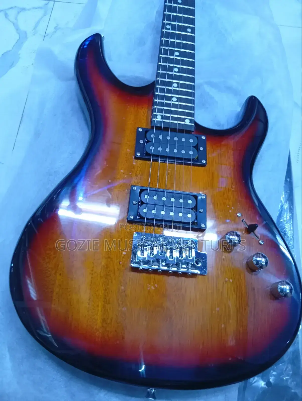 Ibanze 6 Strings Electric Guitar With Amazing Sound