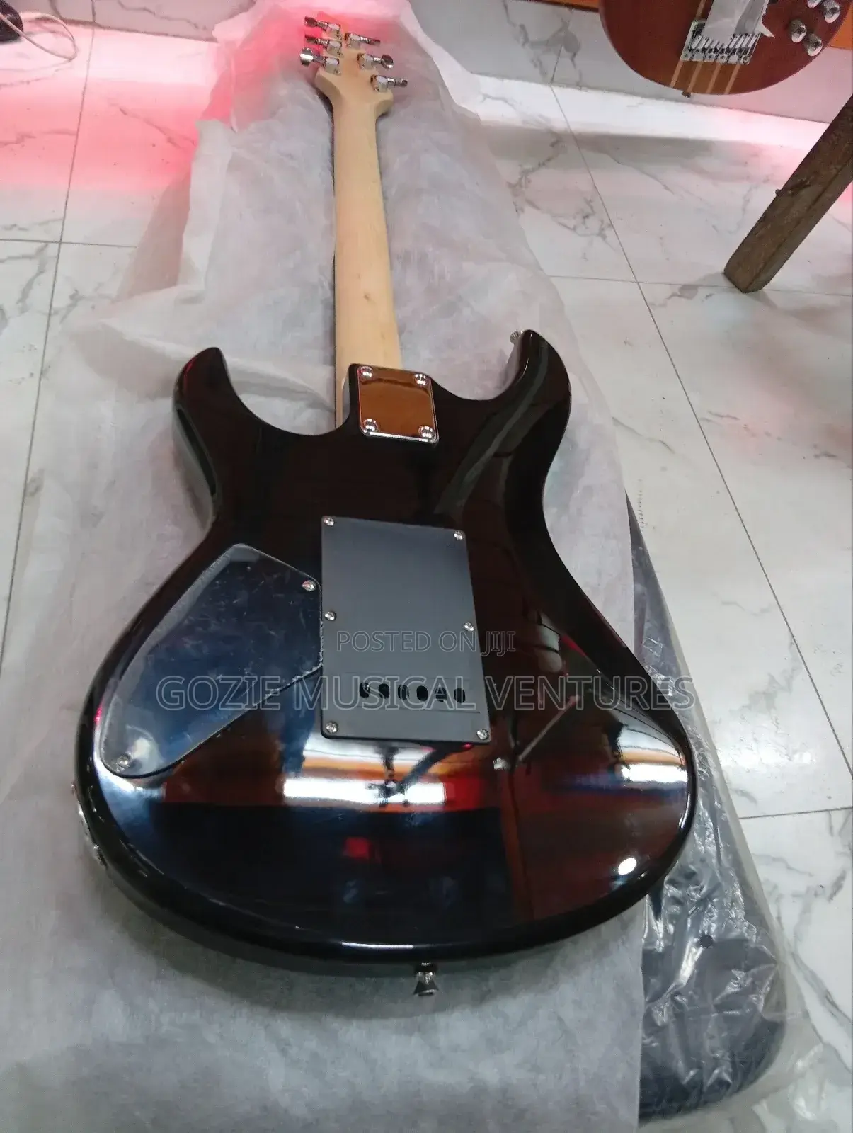 Ibanze 6 Strings Electric Guitar With Amazing Sound