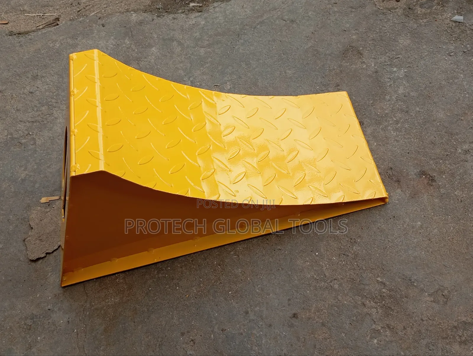 Truck Heavy Duty Iron Wedge