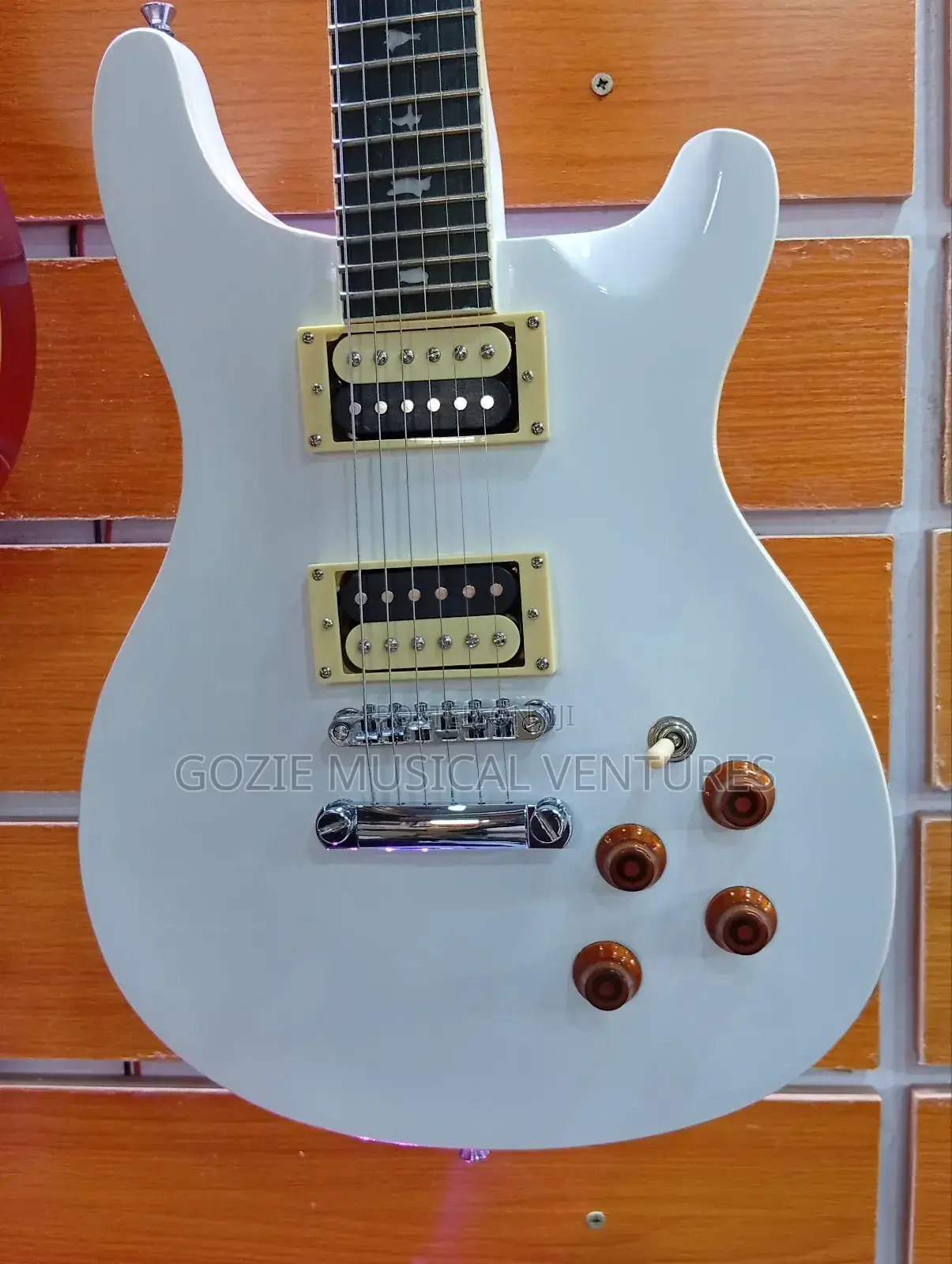 Fender 6 Strings Electric Guitar