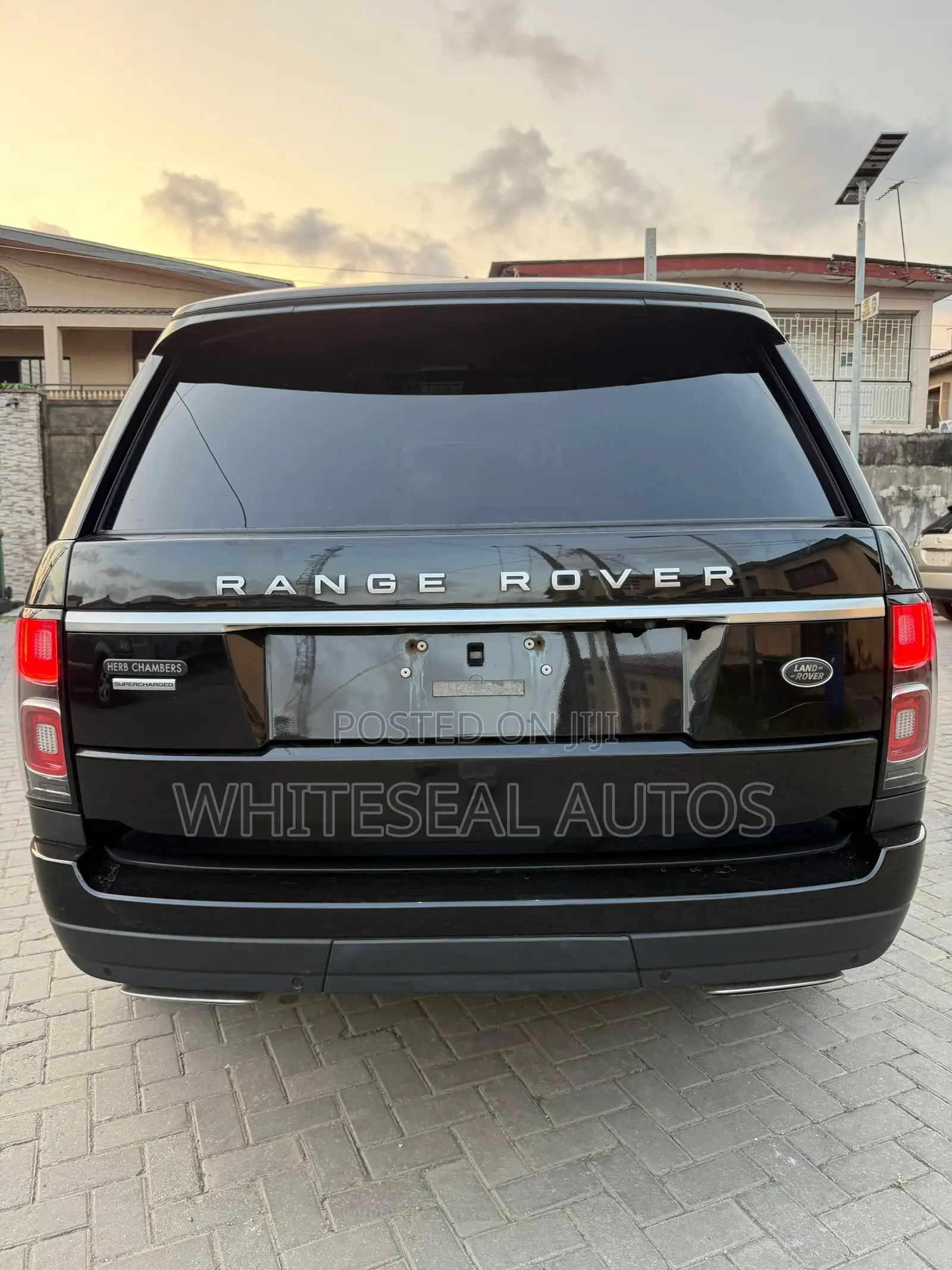 Land Rover Range Rover 3.0L Supercharged 2018 Black