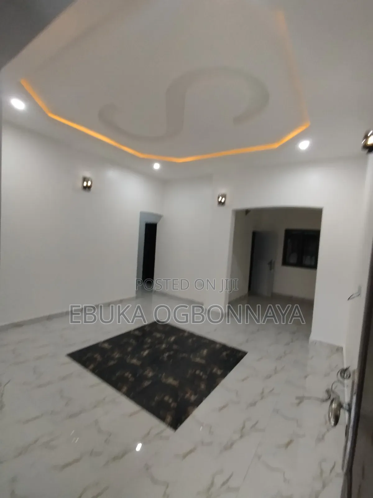 2bdrm Block of Flats in Cedarwood Estate,, Obio-Akpor for rent