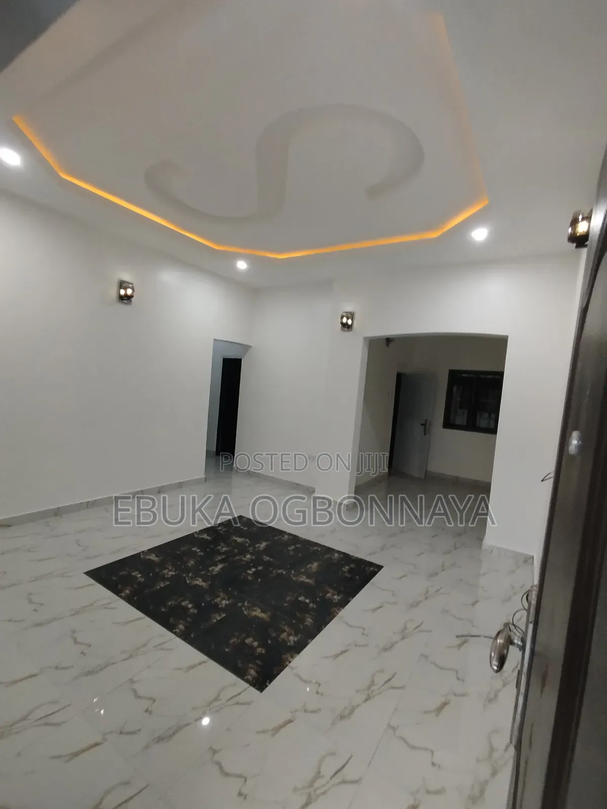 2bdrm Block of Flats in Cedarwood Estate,, Obio-Akpor for rent