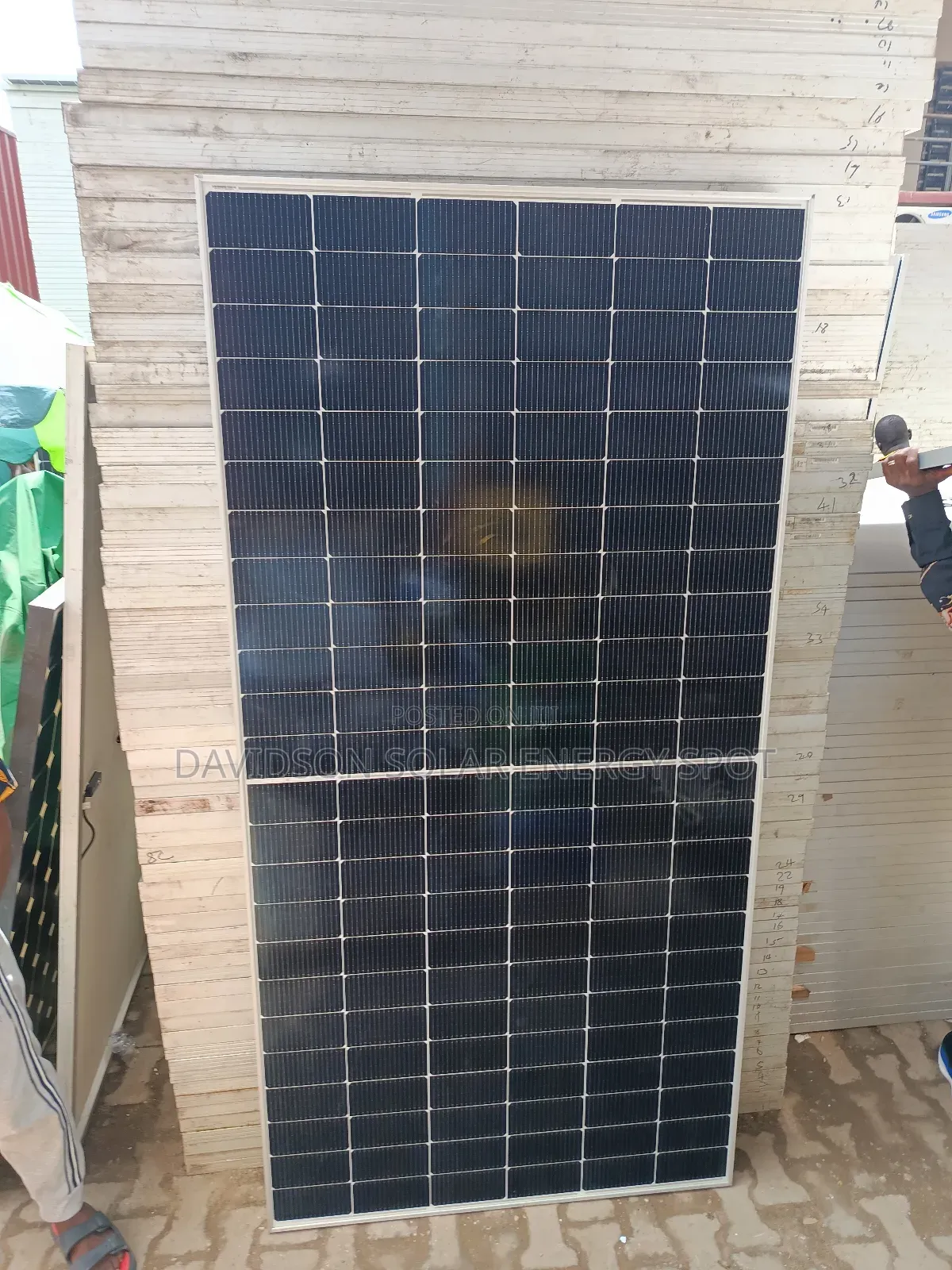 550watt Canadian Solar Panel Halfcourt