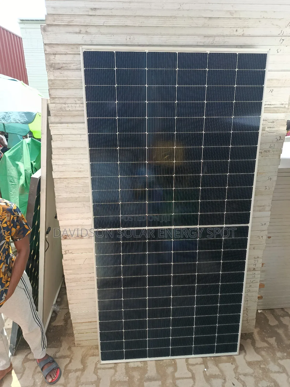 550watt Canadian Solar Panel Halfcourt