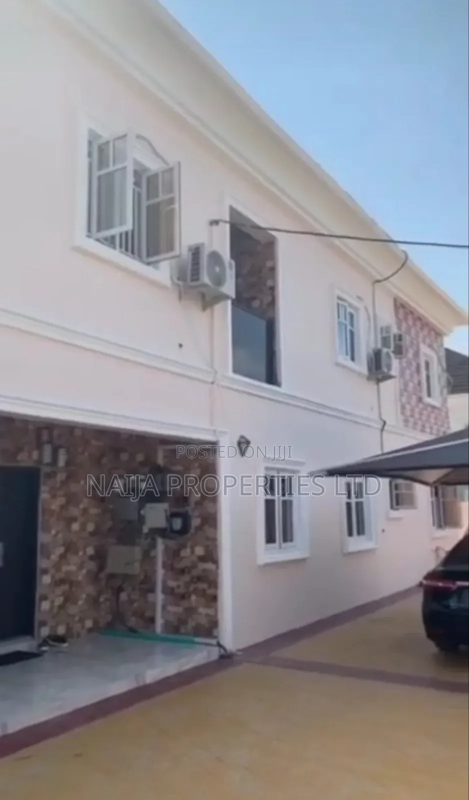 5bdrm Duplex in Sangotedo for sale
