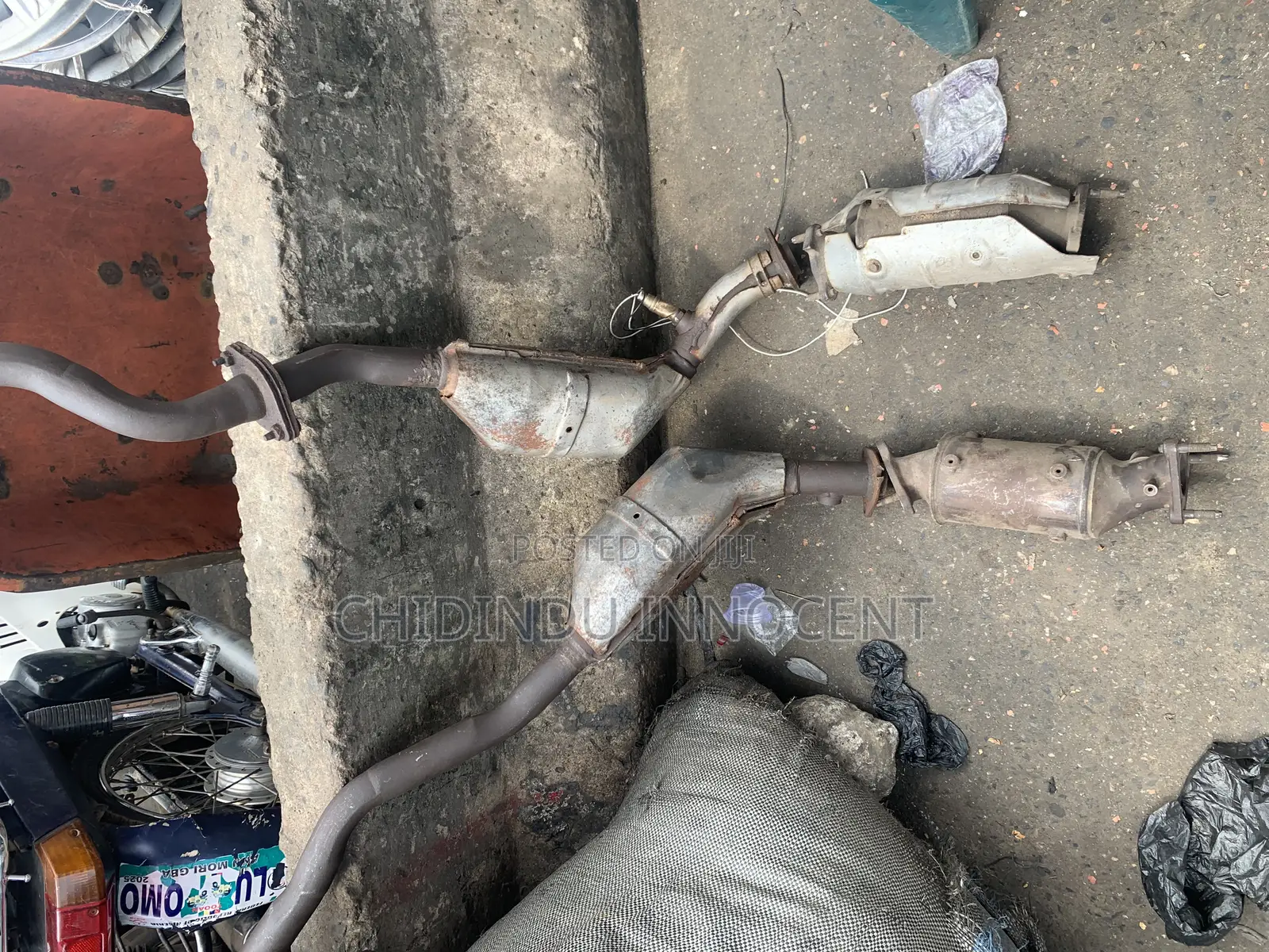 Complete Catalyst Converter Nissan Xterra 2000-2004 Model Tokunbo