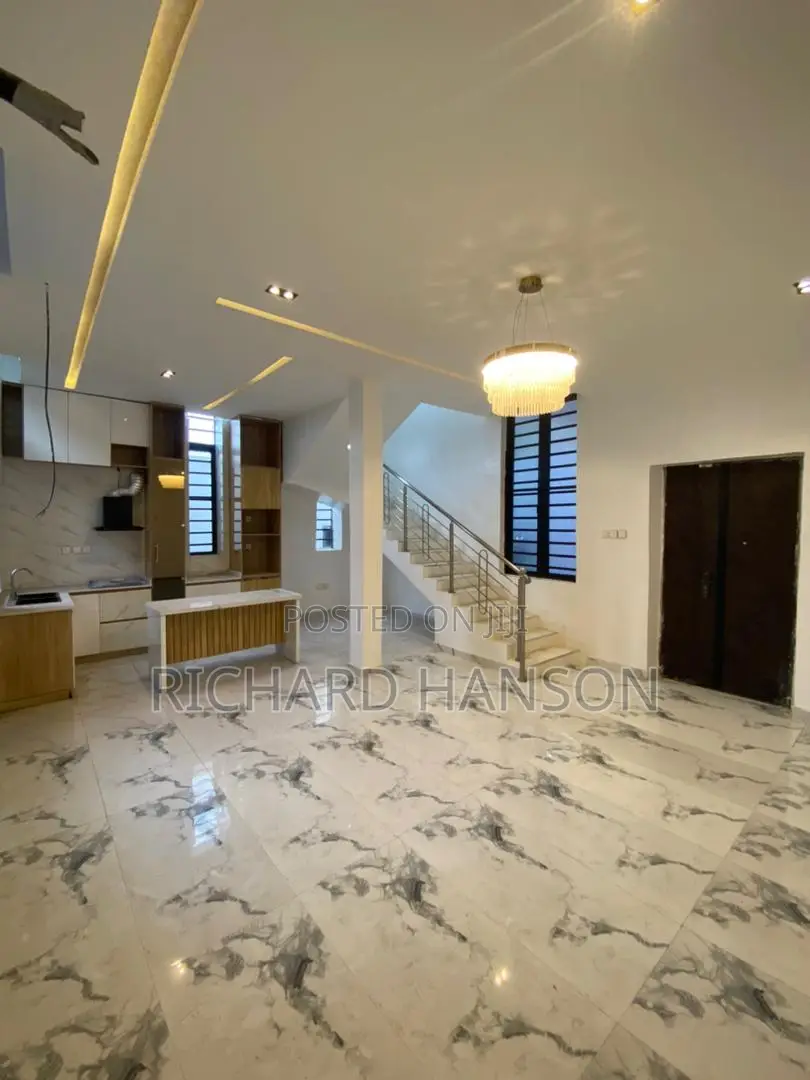 3bdrm Duplex in Sangotedo for rent