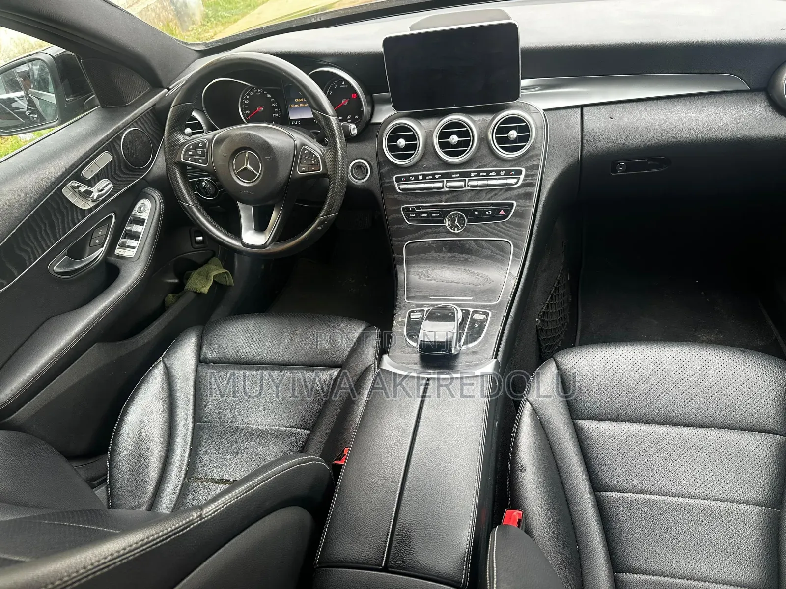 Mercedes-Benz C300 2016 Black