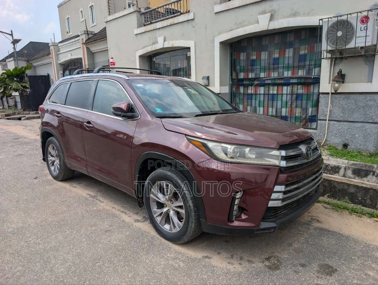 Toyota Highlander XLE 4dr SUV AWD (3.5L 6cyl 6A) 2015 Burgundy