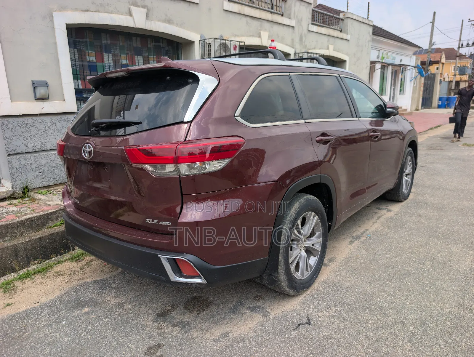 Toyota Highlander XLE 4dr SUV AWD (3.5L 6cyl 6A) 2015 Burgundy