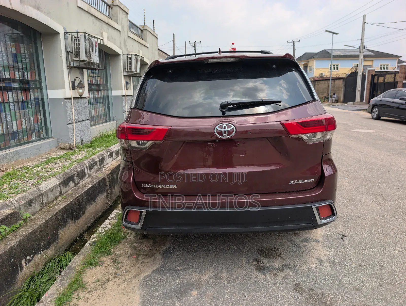 Toyota Highlander XLE 4dr SUV AWD (3.5L 6cyl 6A) 2015 Burgundy