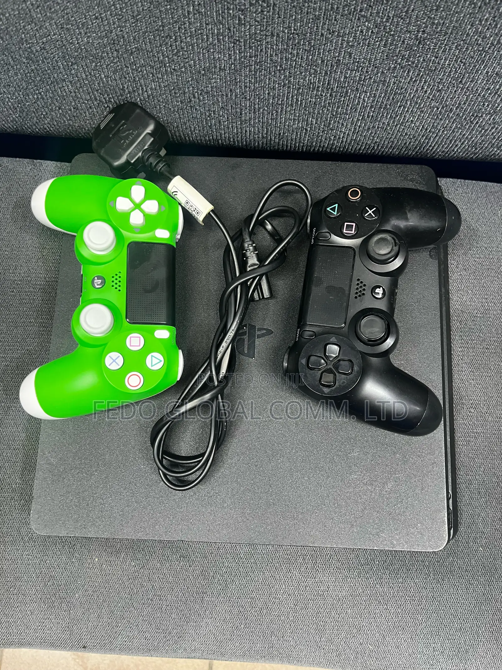 Sony Ps4 Slim Game Console