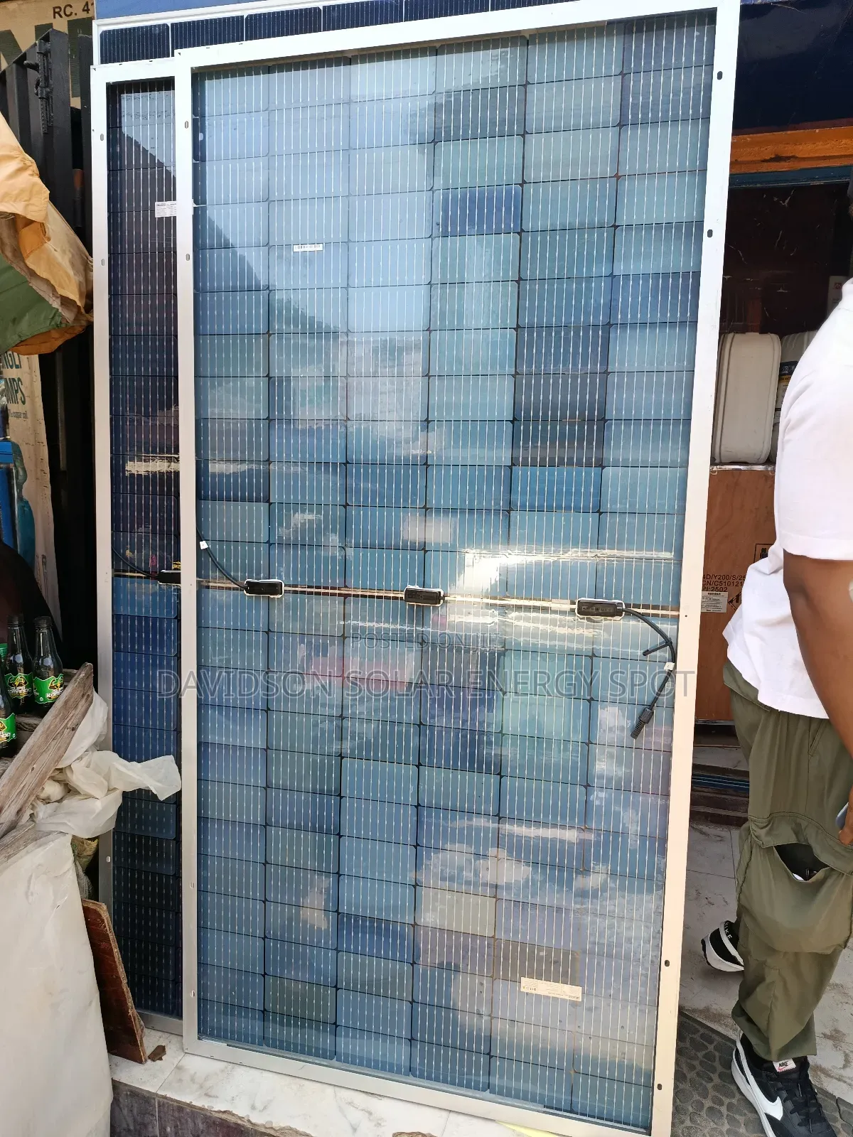 580watt Canadian Solar Panel Halfcourt