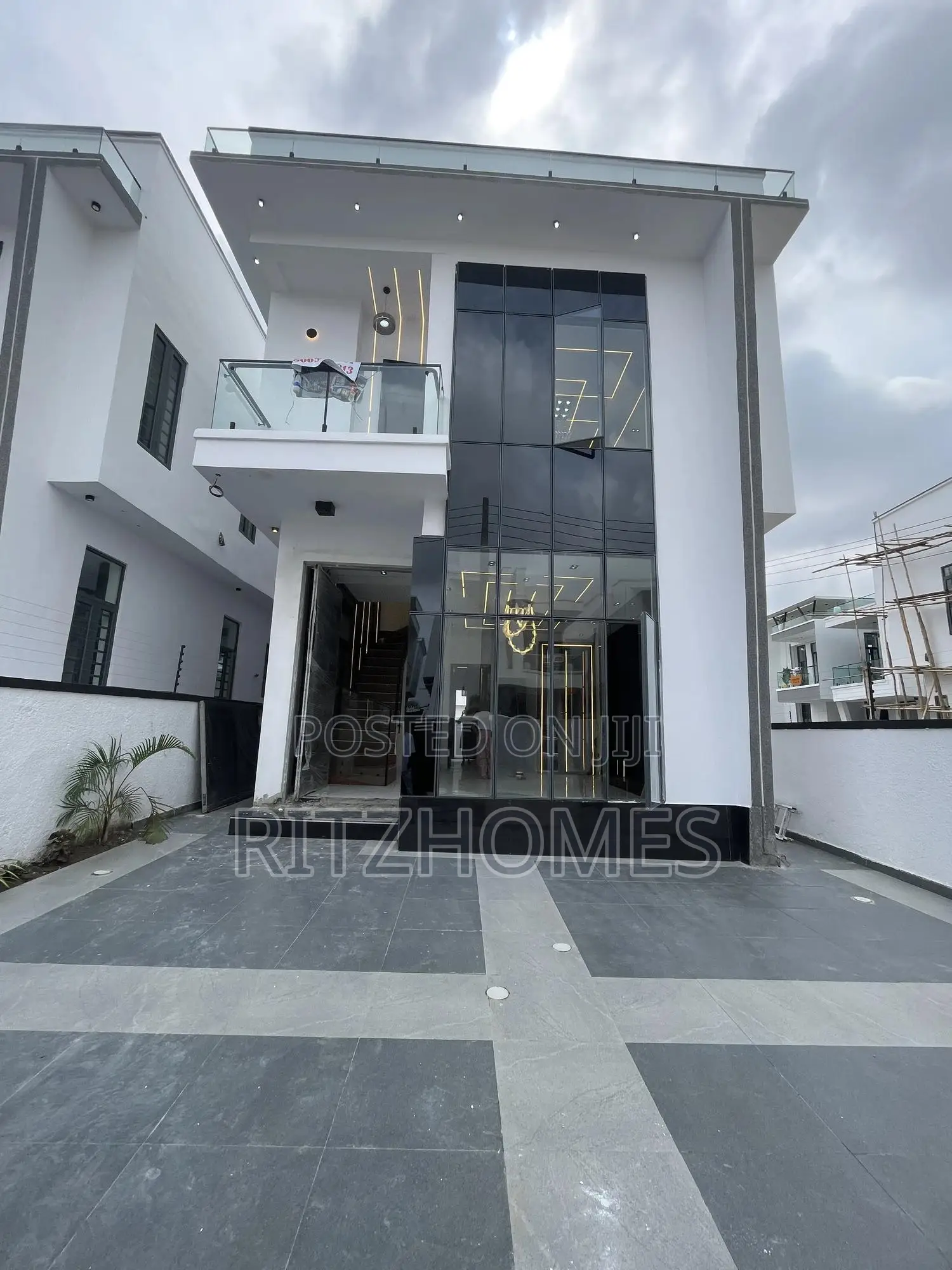 4bdrm House in Ado / Ajah for sale