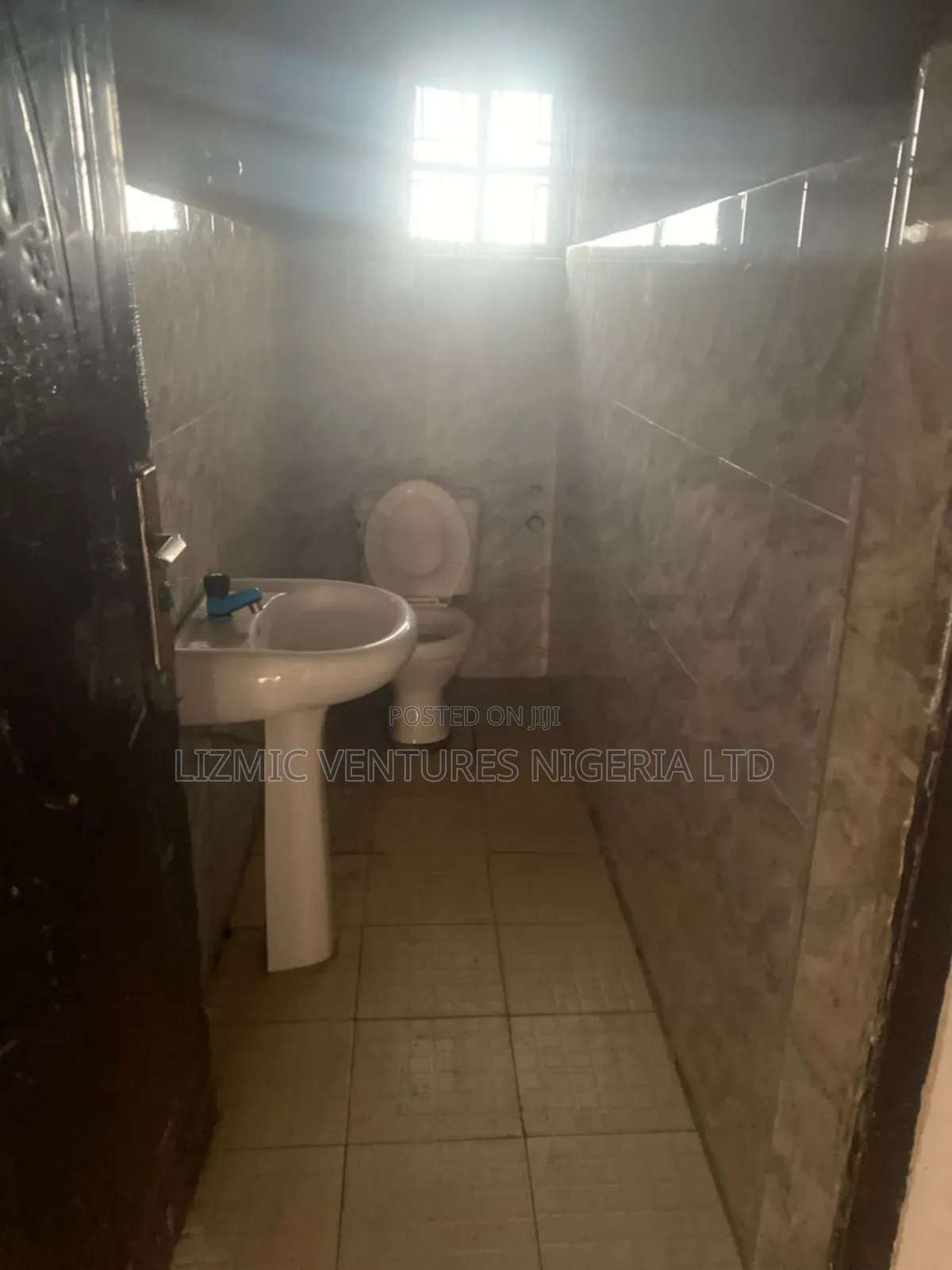 Furnished 2bdrm Apartment in Moshalashi Road, Igando / Ikotun/Igando
