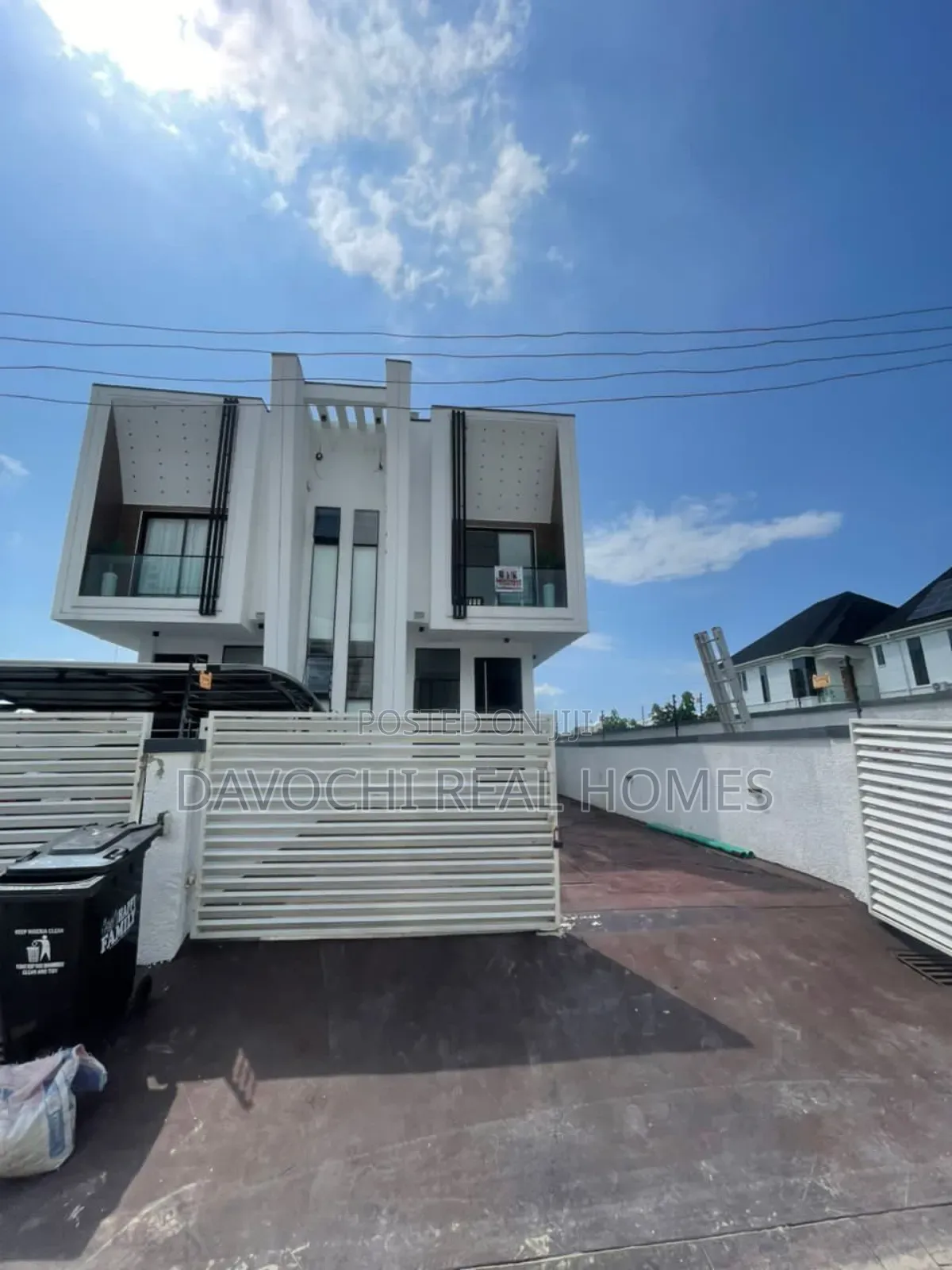4bdrm Duplex in Ikota, Lekki for rent