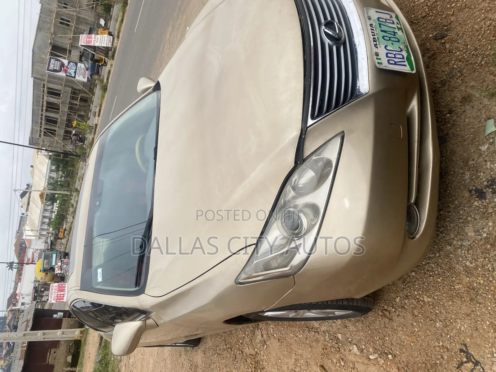 Lexus ES 350 2010 Gold