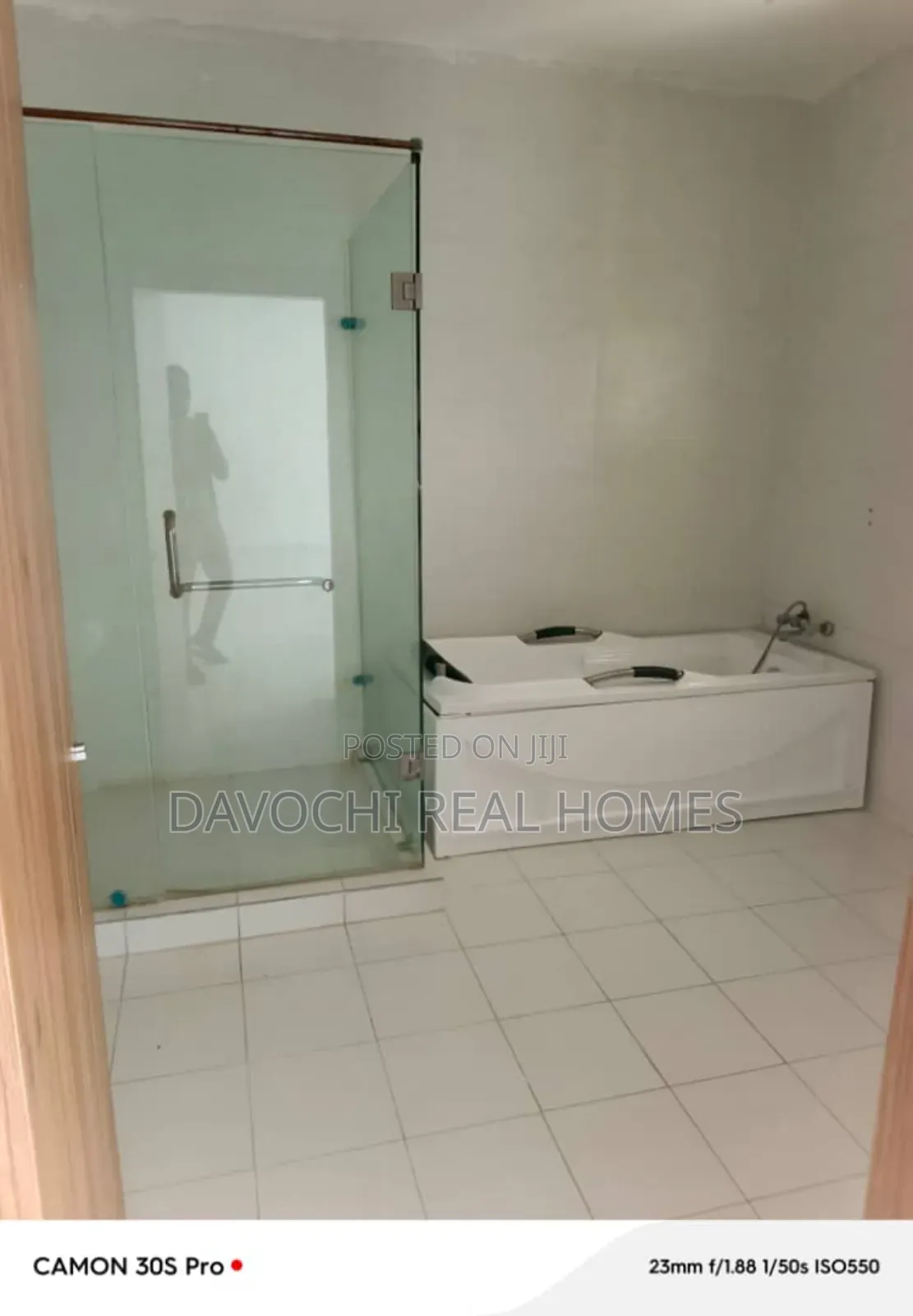 3bdrm Duplex in Orchid Road, Lekki for rent