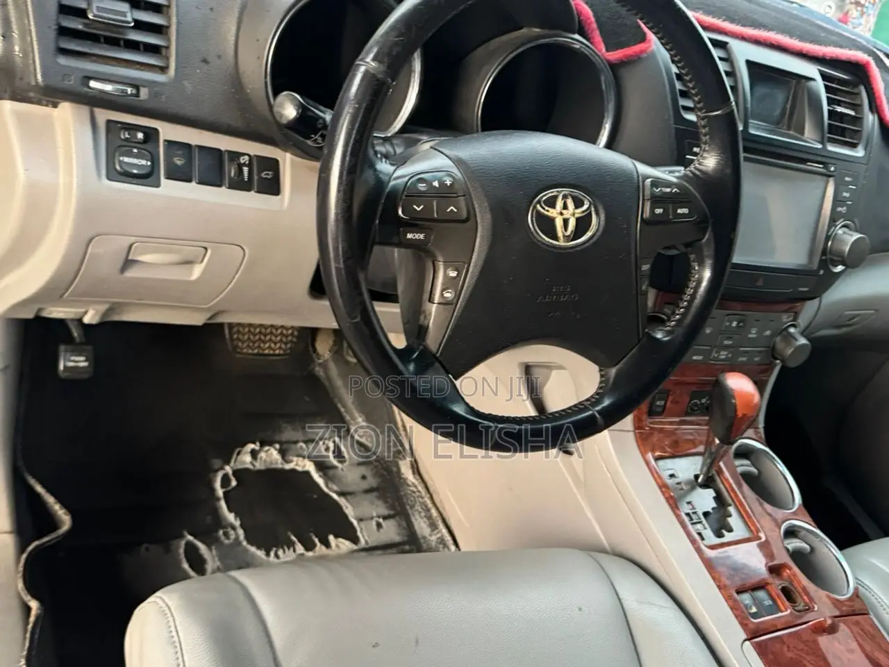 Toyota Highlander Limited 2010 Red