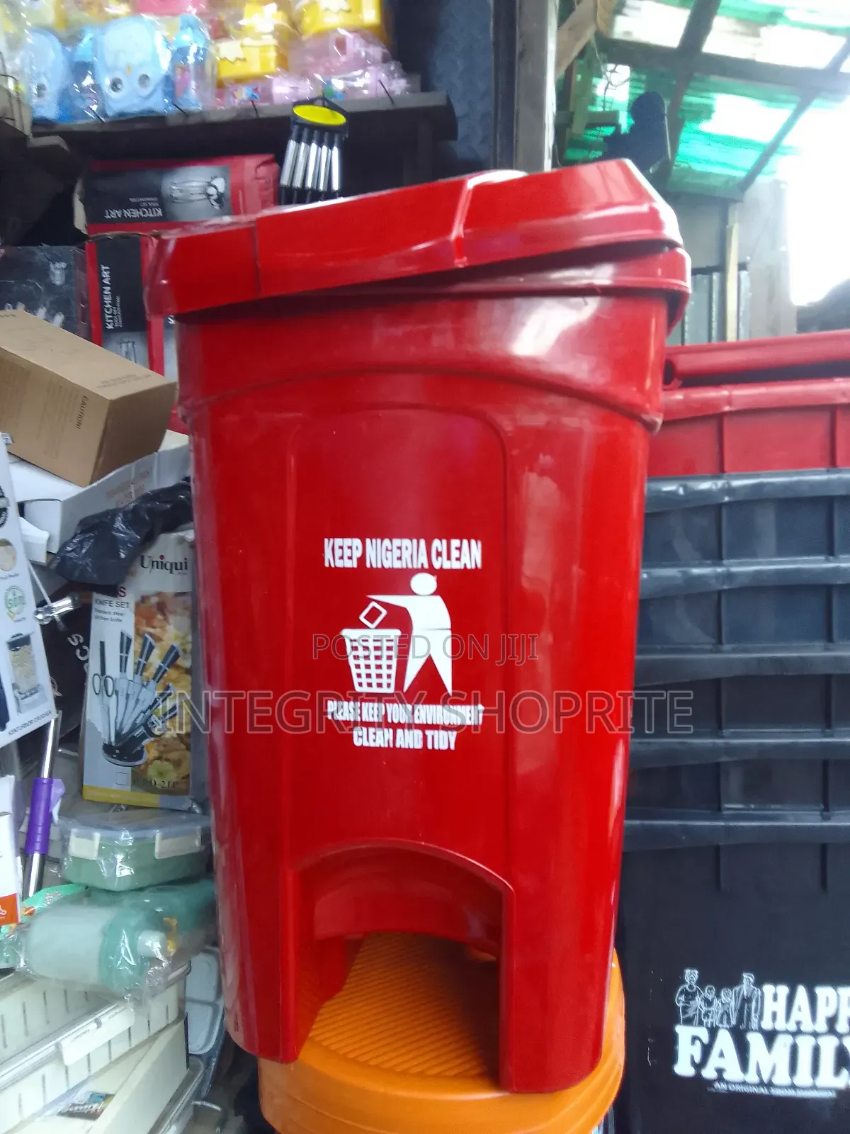 Plastic Dustbin Red 120l