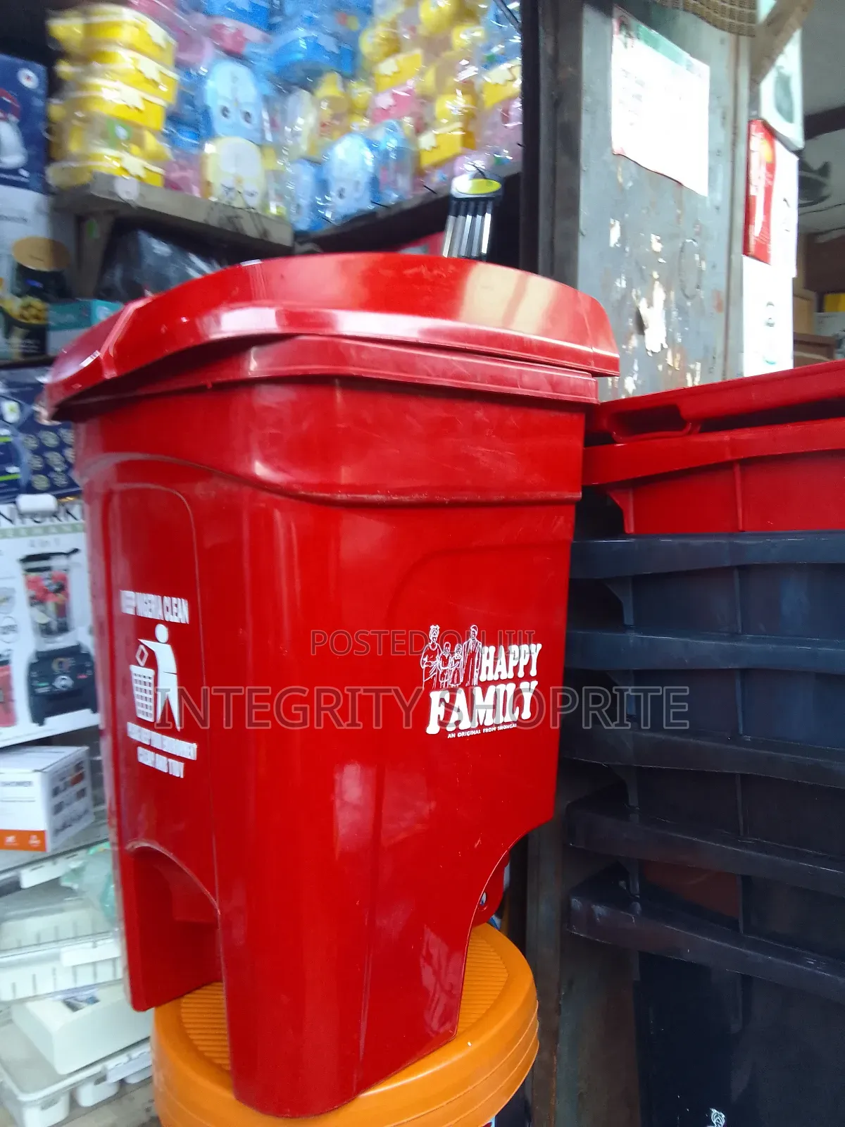 Plastic Dustbin Red 120l